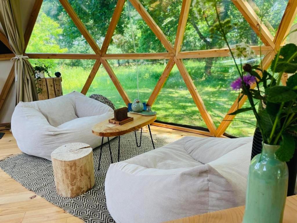 Dome Insolite Lichen Jacuzzi Et Petits-Dejeuners Inclus Gondrin Exterior foto